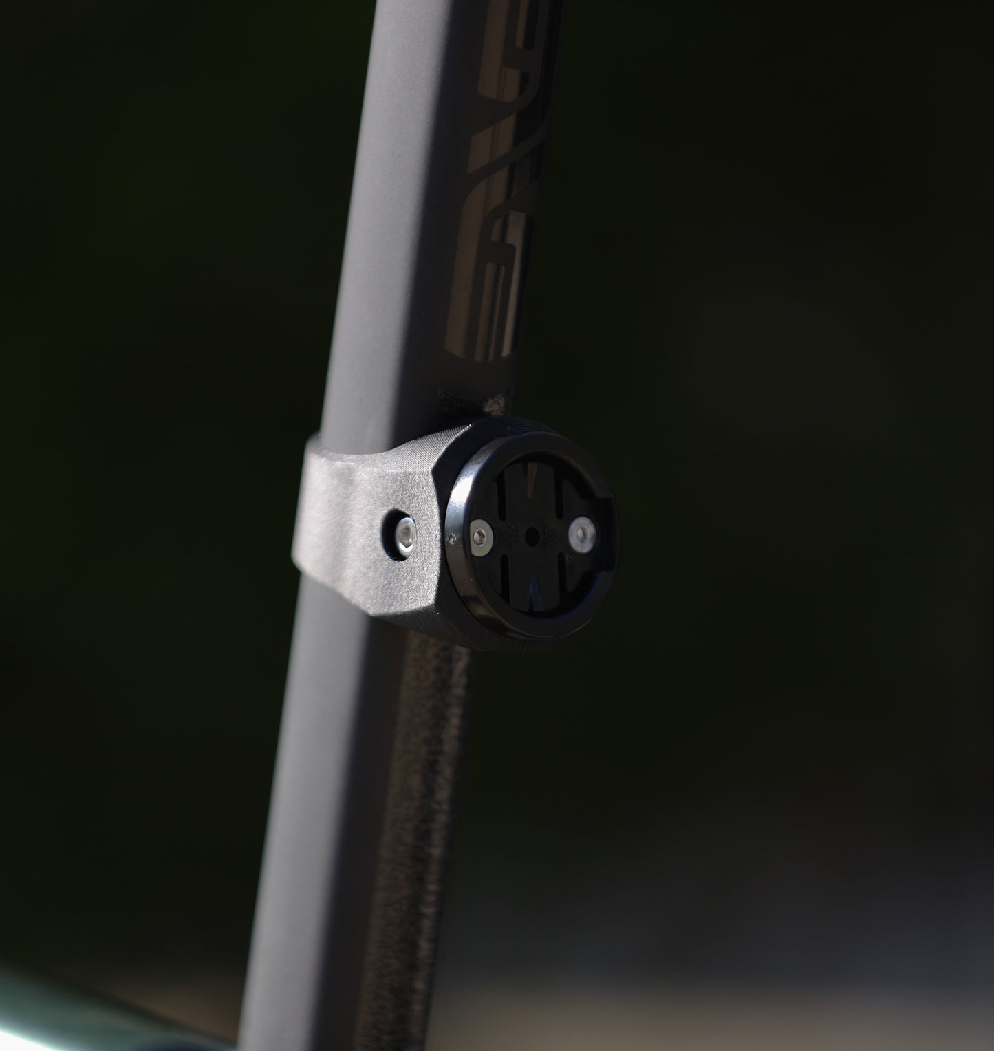 Enve Melee and Fray universal mount